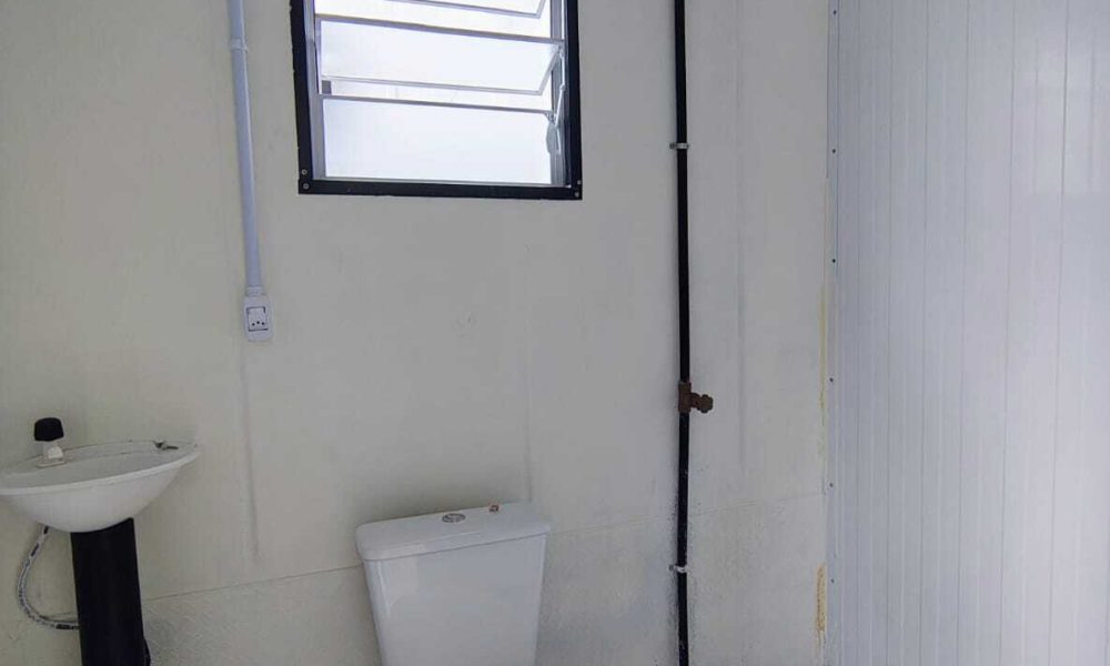 a682bc98-8f08-4878-9022-18891f0315ea(1)