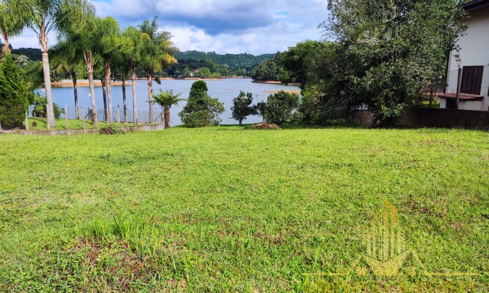 b2577214-cc9f-437b-b3e2-ee53de2ffa3b