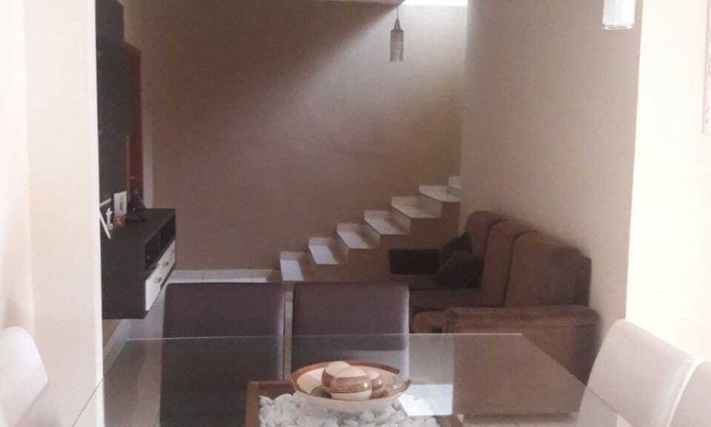 df08b2bc-1f73-4245-a467-5928291f9281(1)